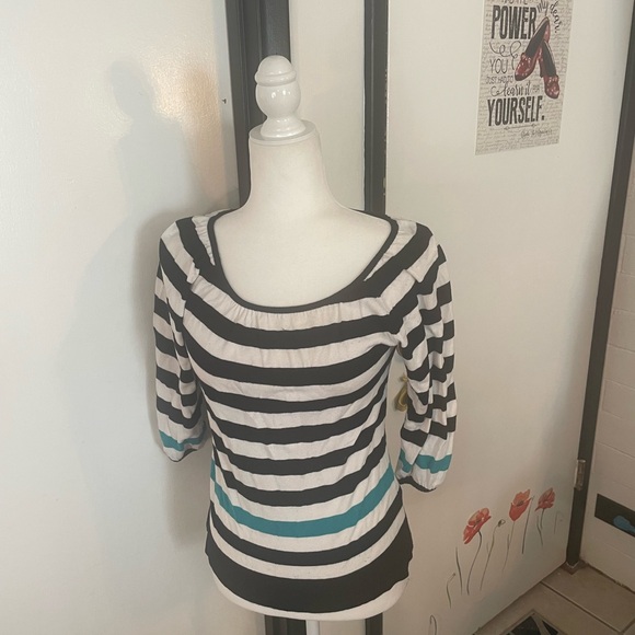 3/4 sleeve scoop neck black and white stripe with turquoise accent stripe - Picture 4 of 8